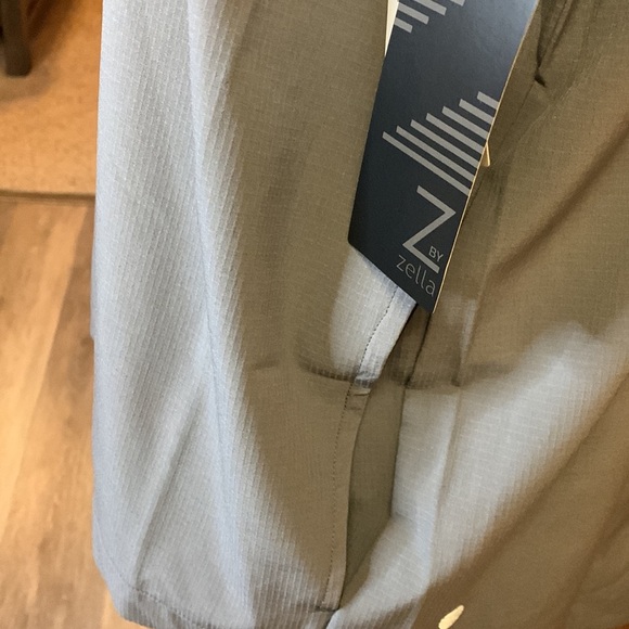 Zella Grey Shade tunic Length Windbreaker with Zip Front, Hoodie and Pockets - Picture 7 of 13